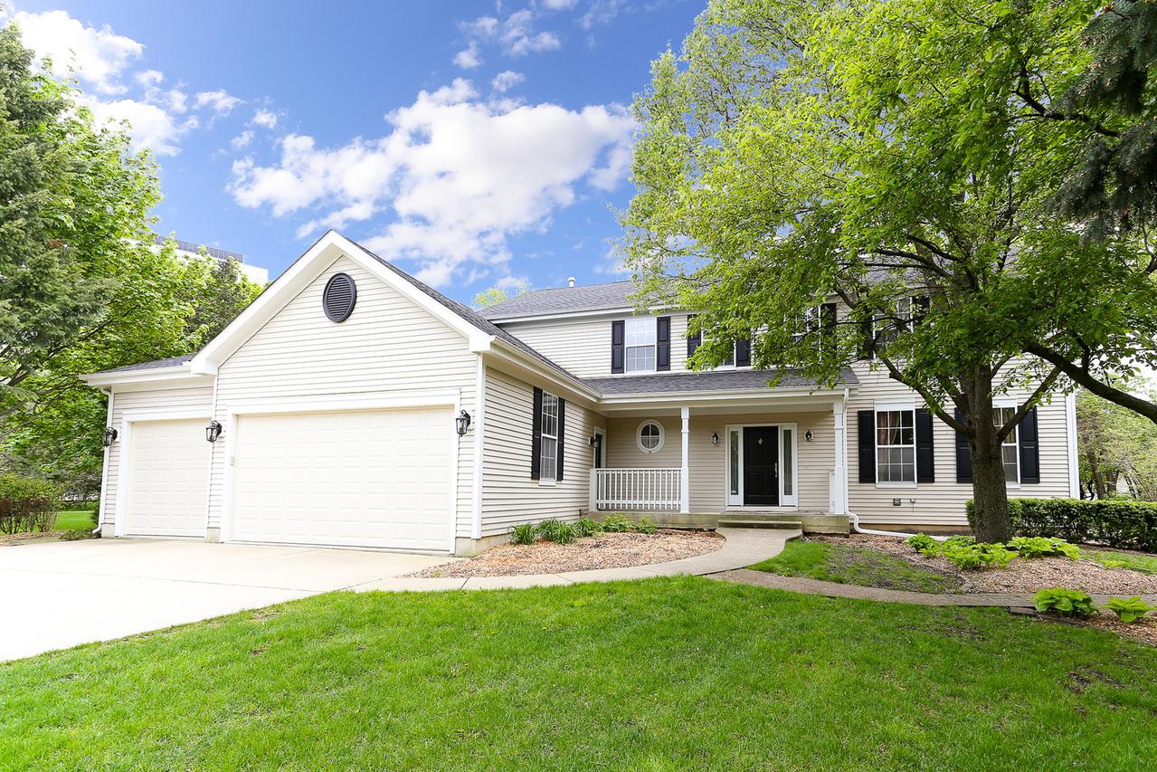 1724 Columbine Dr., Schaumburg, IL 60173