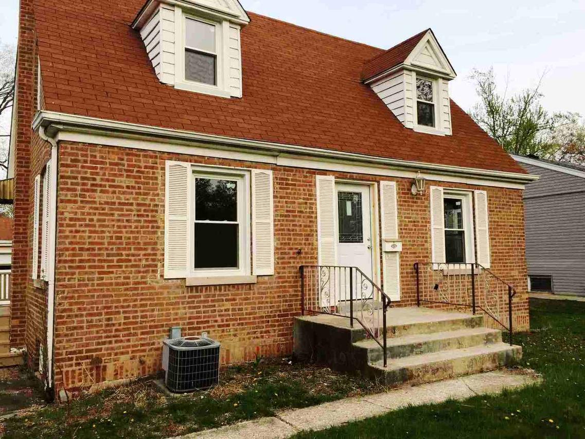 3139 Stillwell Dr., Des Plaines, IL 60018