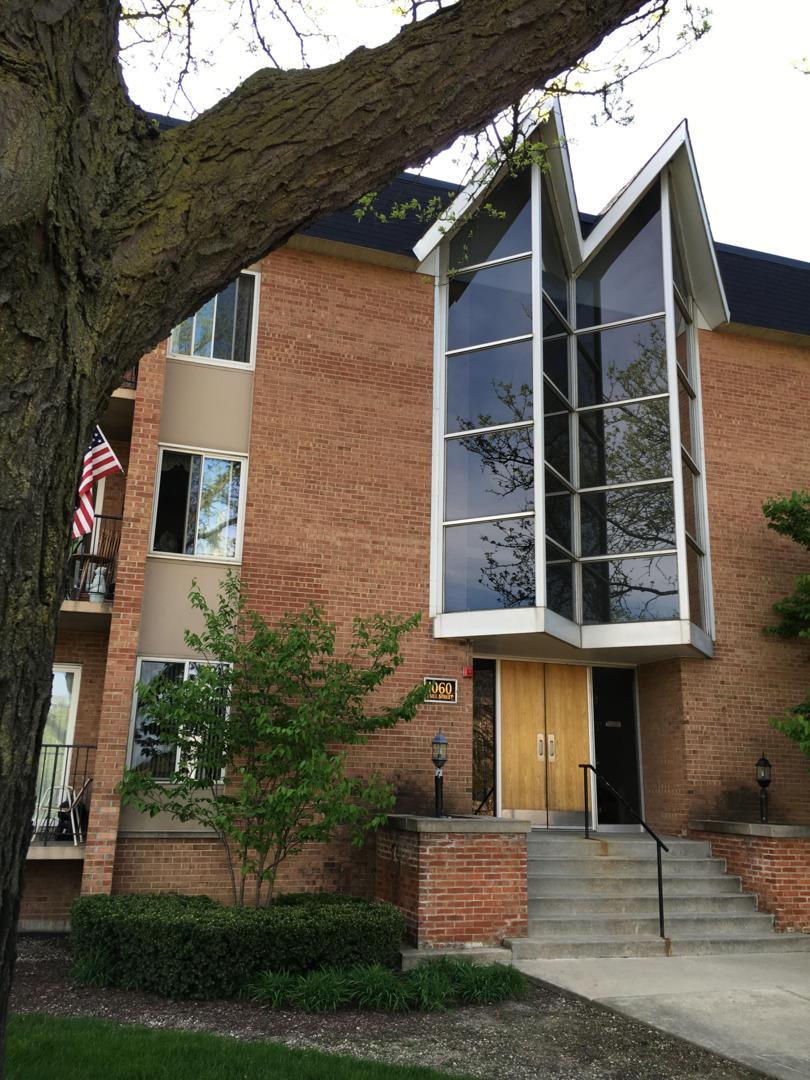 1060 N Mill St. #309, Naperville, IL 60563
