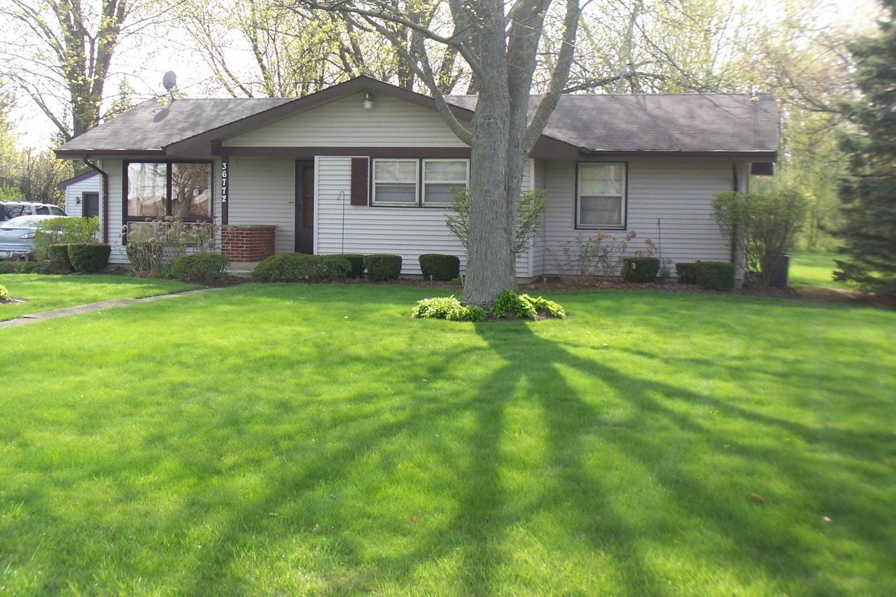 36772 N Rosedale Ave., Gurnee, IL 60031