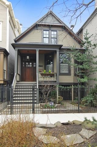 2903 N Racine Ave., Chicago, IL 60657