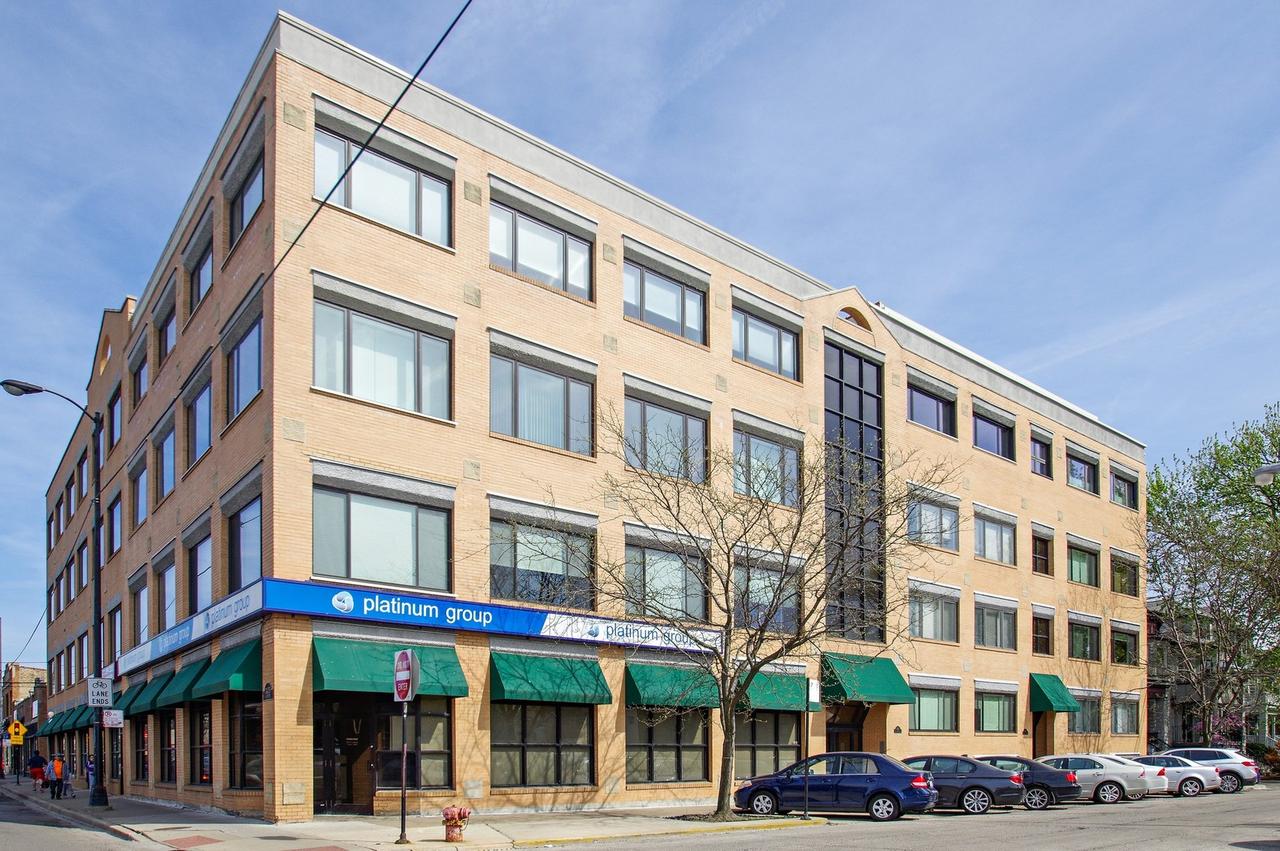 4751 N Artesian Ave. #408, Chicago, IL 60625