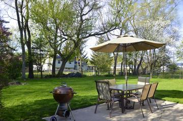 9221 Teresa Ave., Crystal Lake, IL 60014