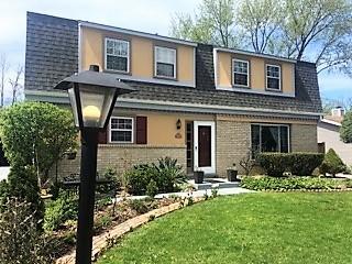 416 S Park St., Westmont, IL 60559