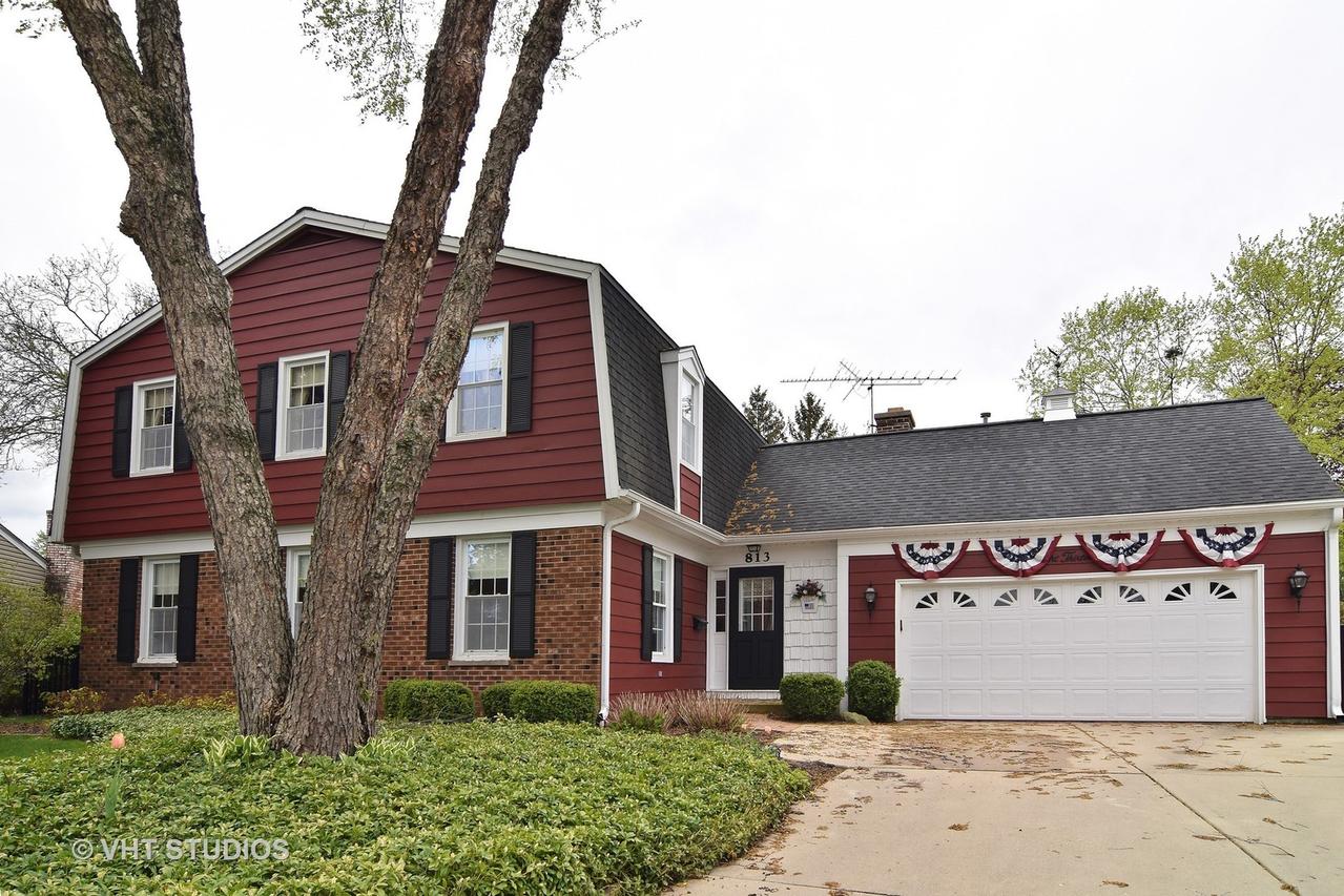 813 Prince Charles Ln., Schaumburg, IL 60195