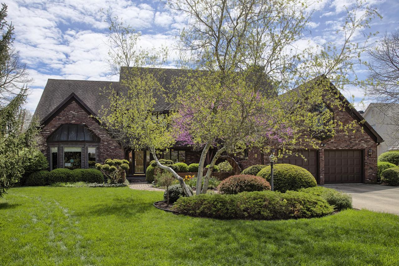1108 Sterling Dr., Champaign, IL 61821