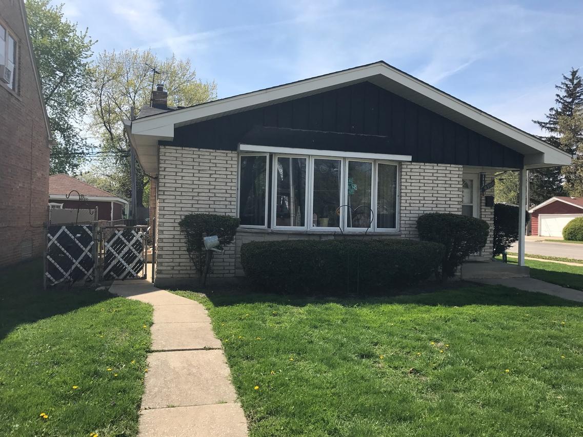 9300 S 54th Ave., Oak Lawn, IL 60453