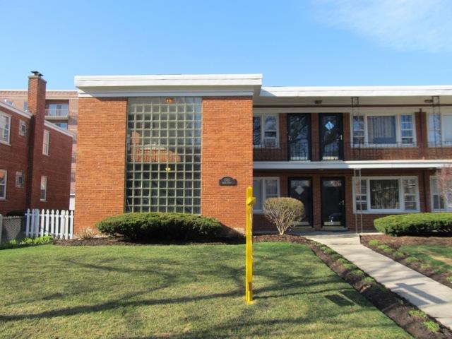 1348 Brown St. #7, Des Plaines, IL 60016