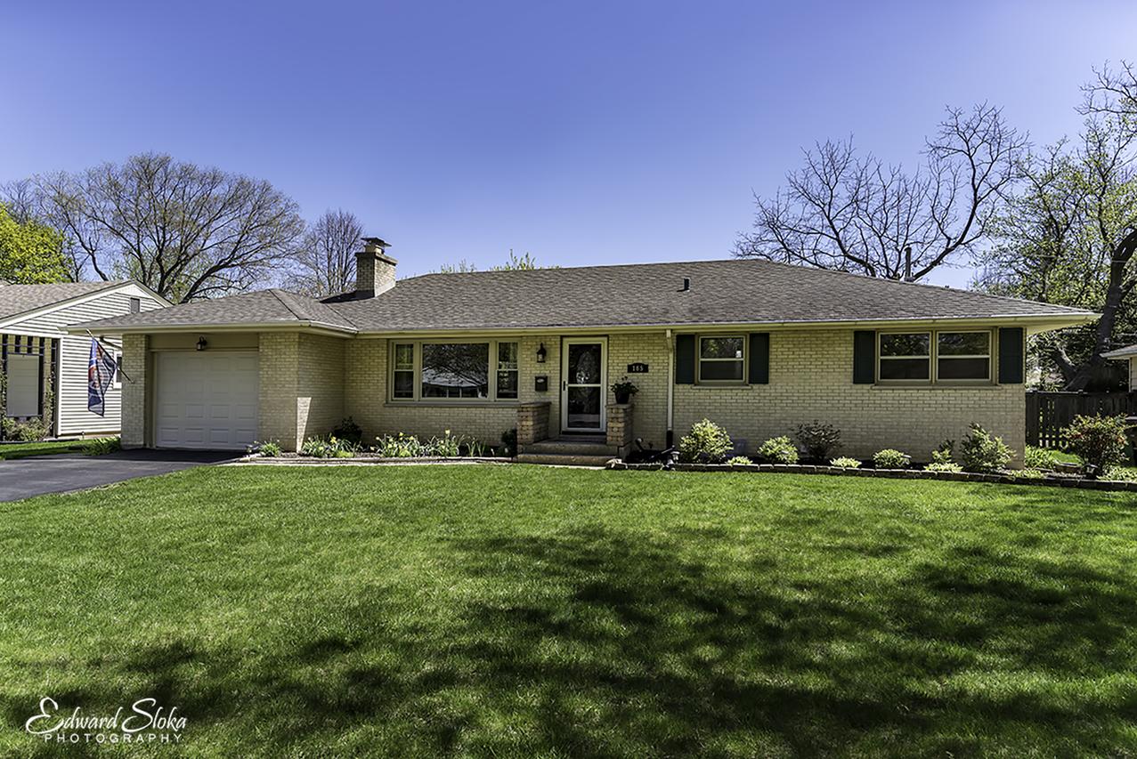 165 Peterson Pkwy., Crystal Lake, IL 60014