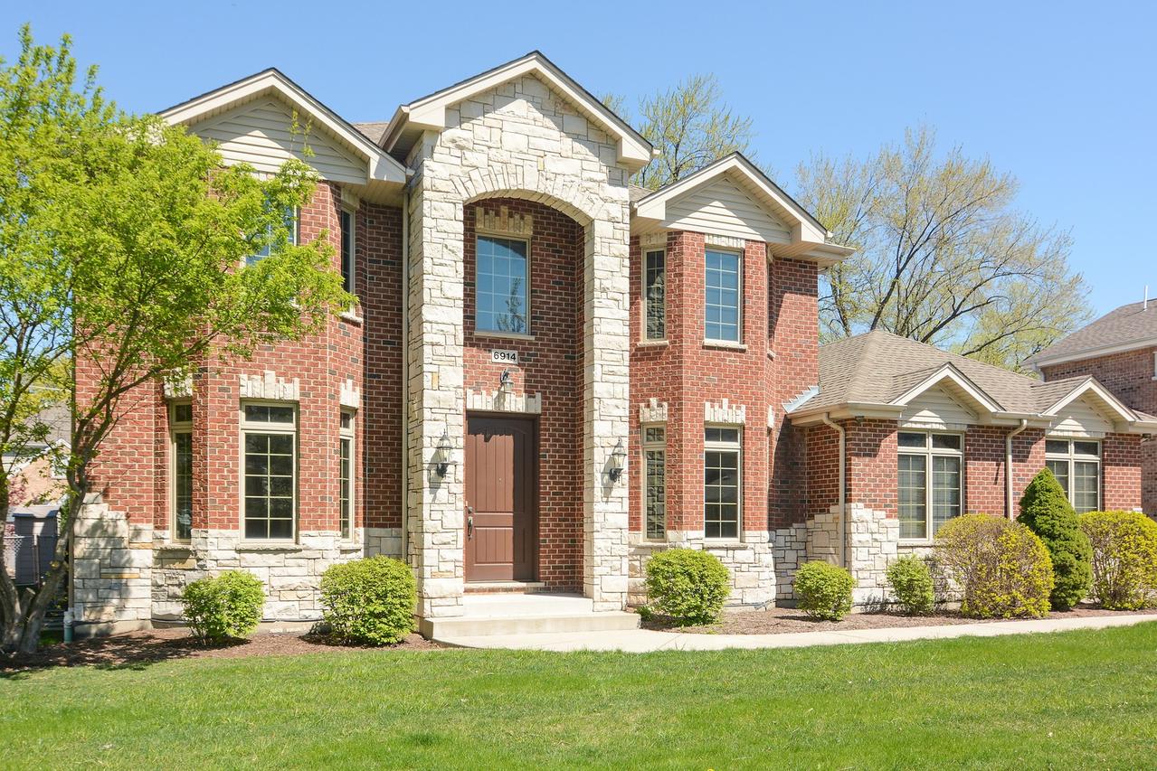 6914 W Jarvis Ave., Niles, IL 60714