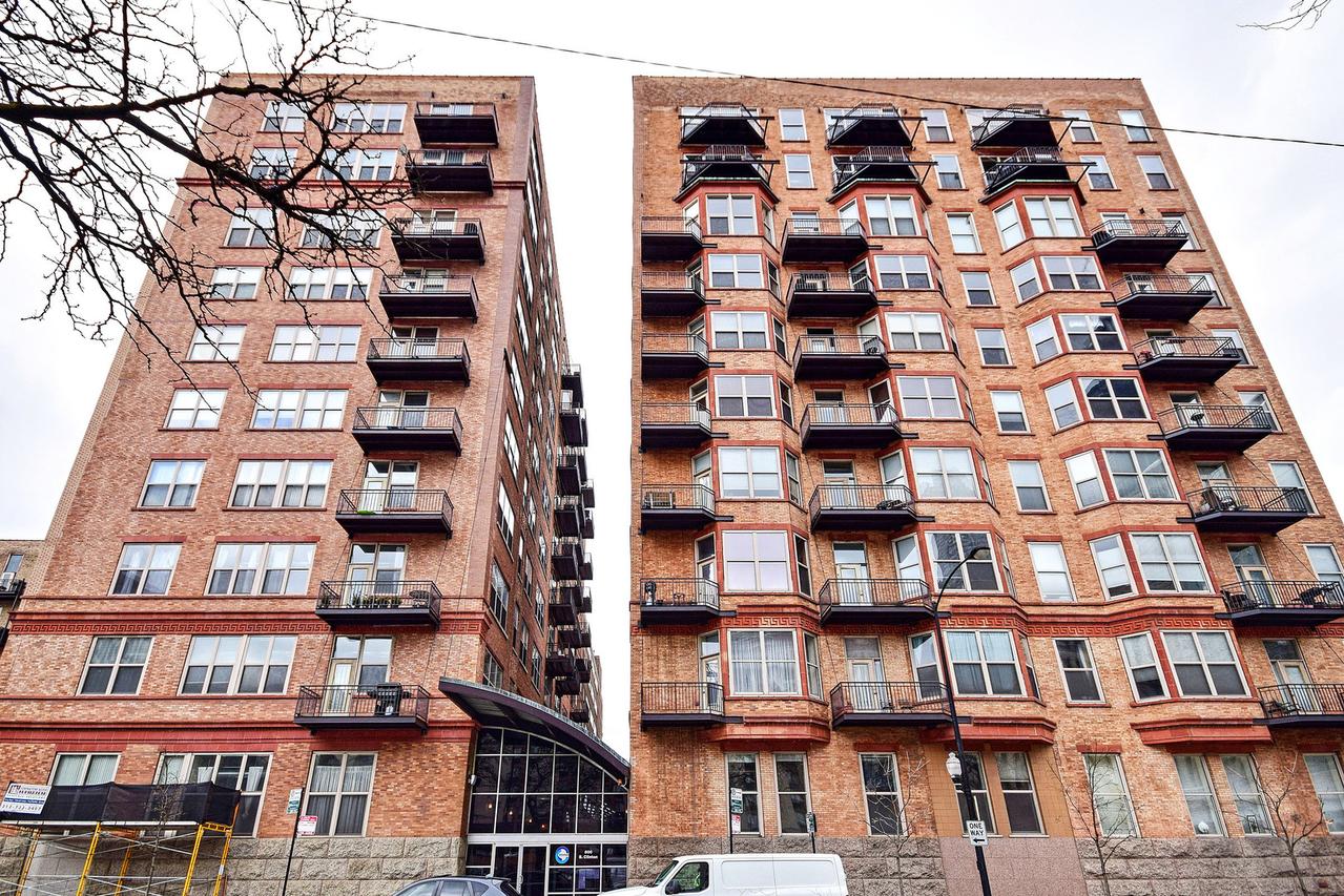 500 S Clinton St. #424, Chicago, IL 60607