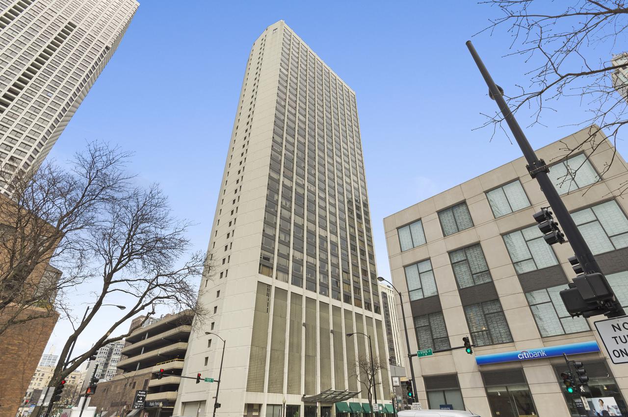2 E Oak St. #1809, Chicago, IL 60611