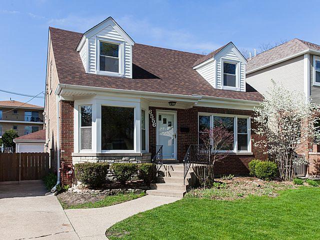 6556 N Onarga Ave., Chicago, IL 60631