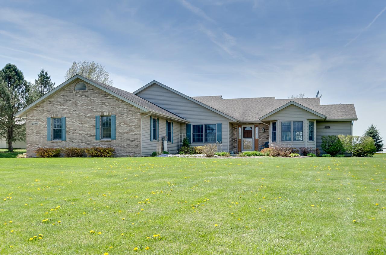 23099 Lucas Rd., Dekalb, IL 60115