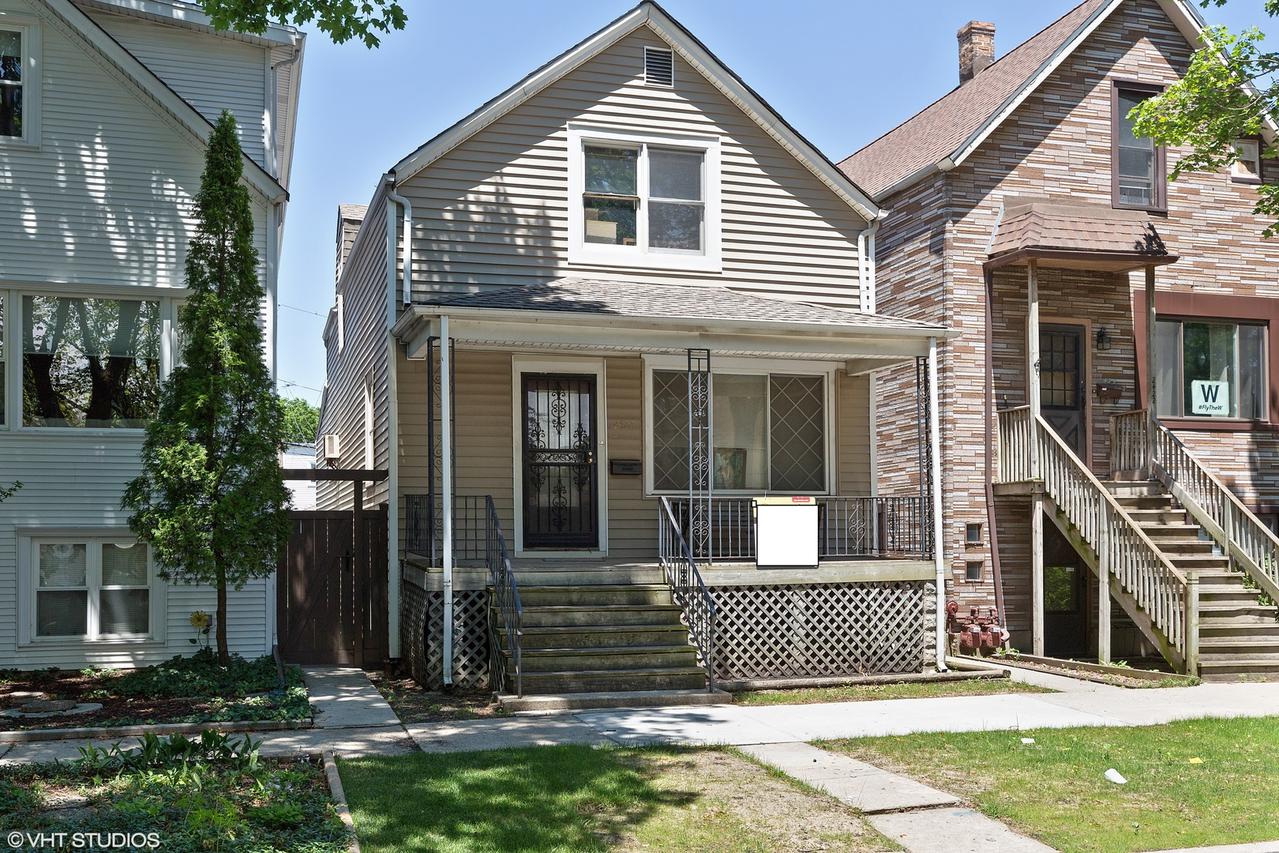 2424 W Hutchinson St., Chicago, IL 60618