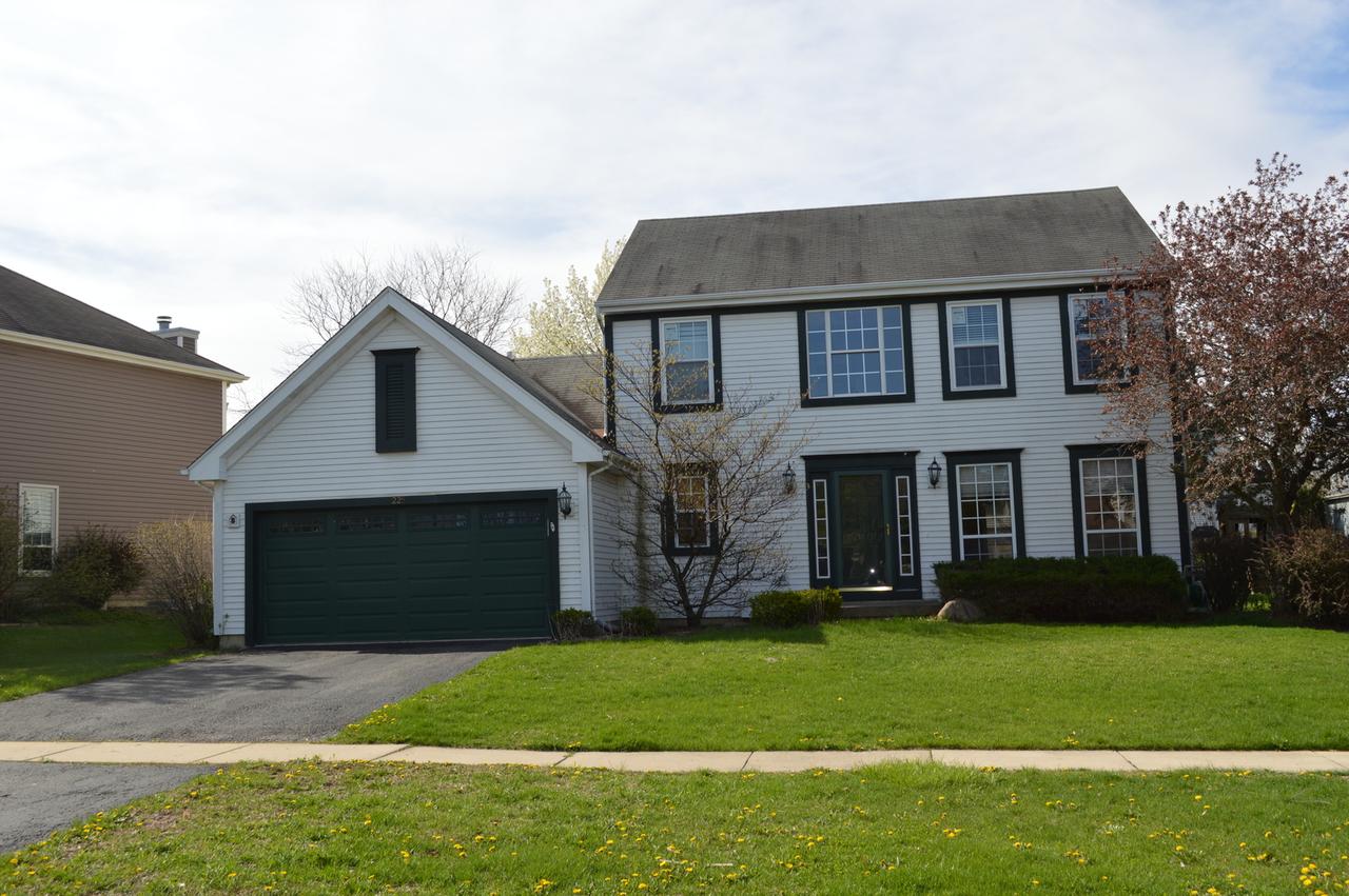 1225 Meadowlark Ln., Grayslake, IL 60030