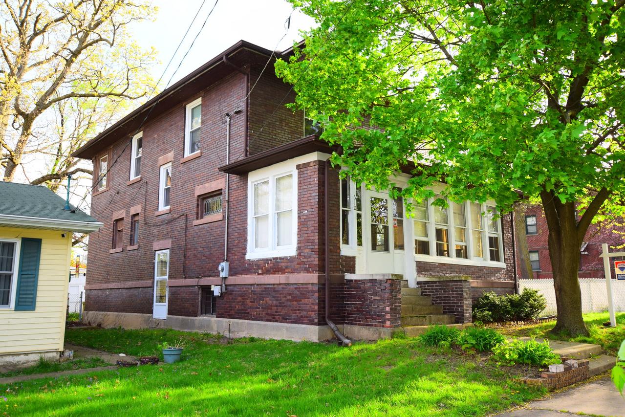 610 W Marion St., Joliet, IL 60436