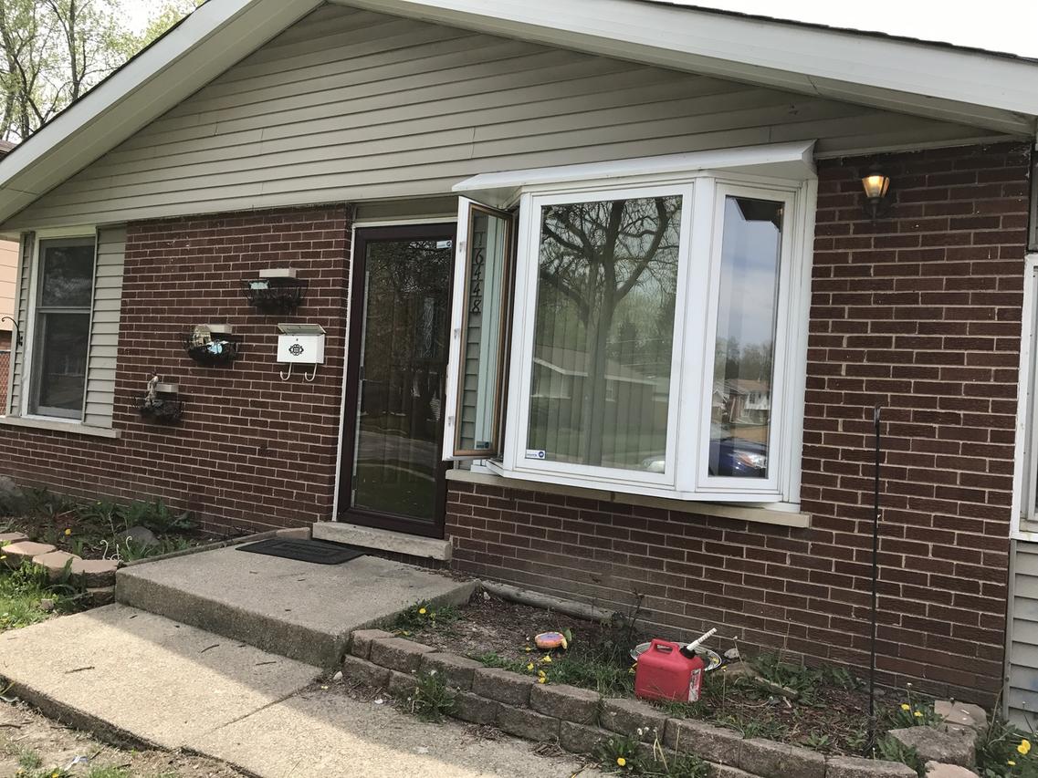 16448 Craig Dr., Oak Forest, IL 60452
