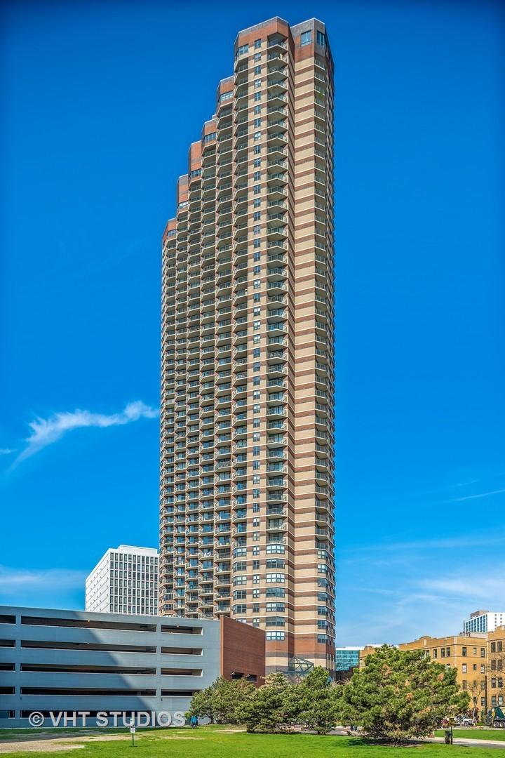 3660 N Lake Shore Dr. #3401, Chicago, IL 60613