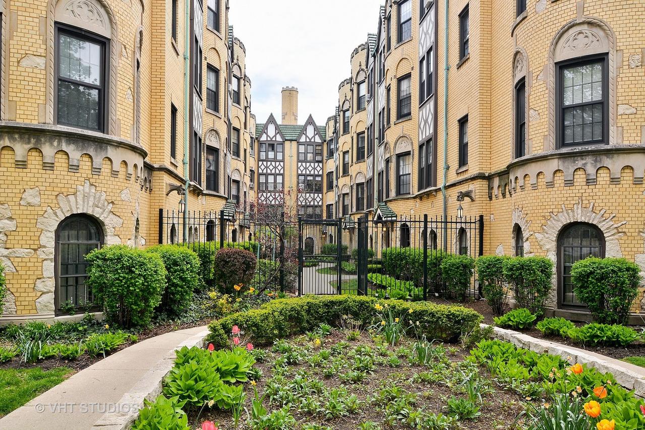 4209 N Kedvale Ave. #3E, Chicago, IL 60641