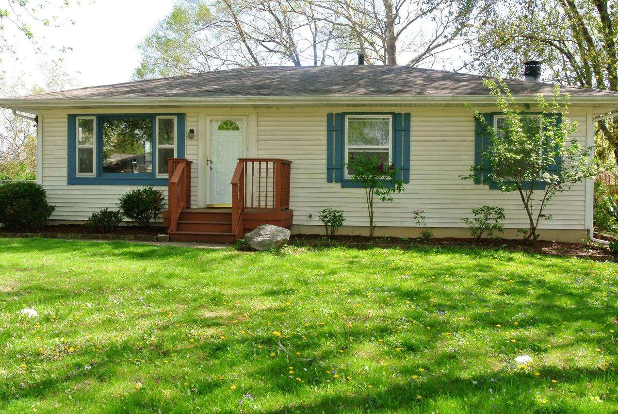 306 Walter St., Yorkville, IL 60560