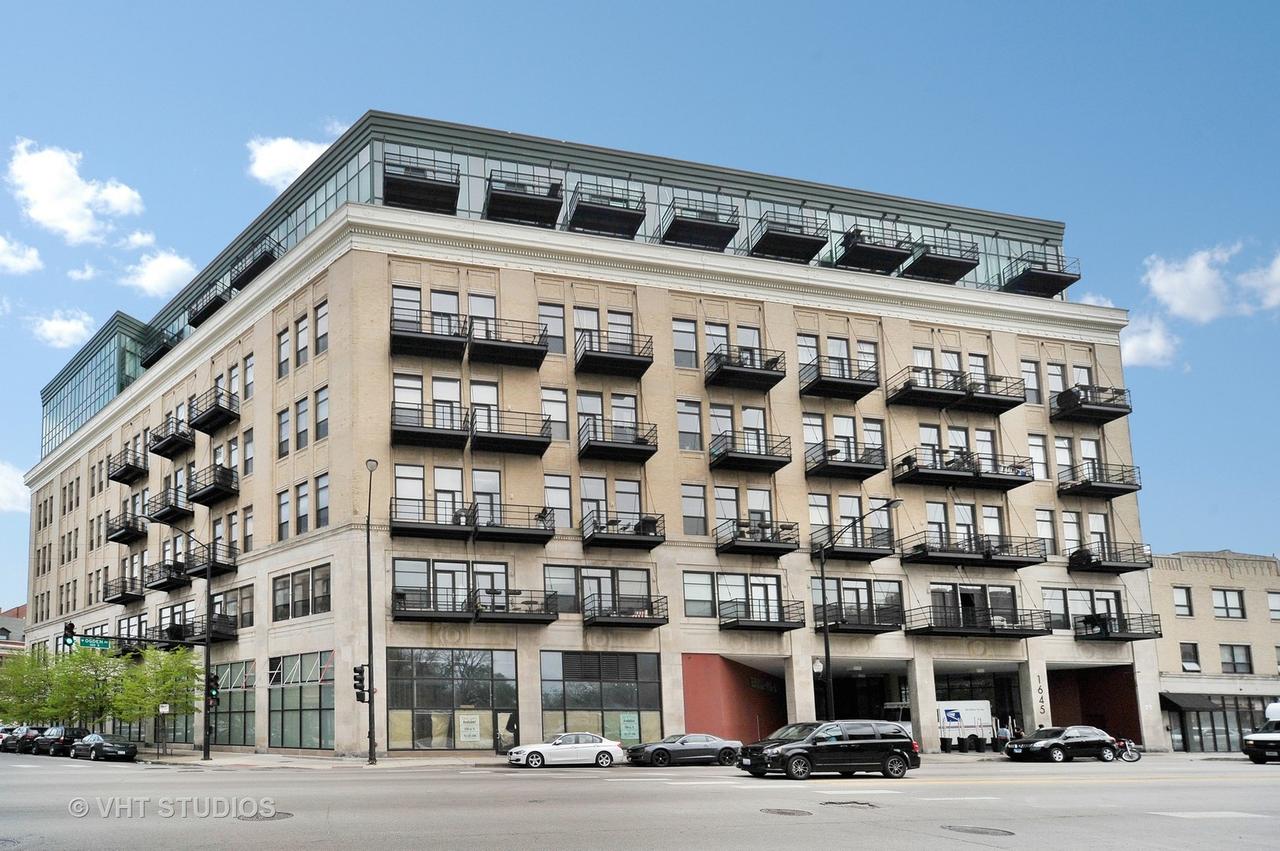 1645 W Ogden Ave. #816, Chicago, IL 60607