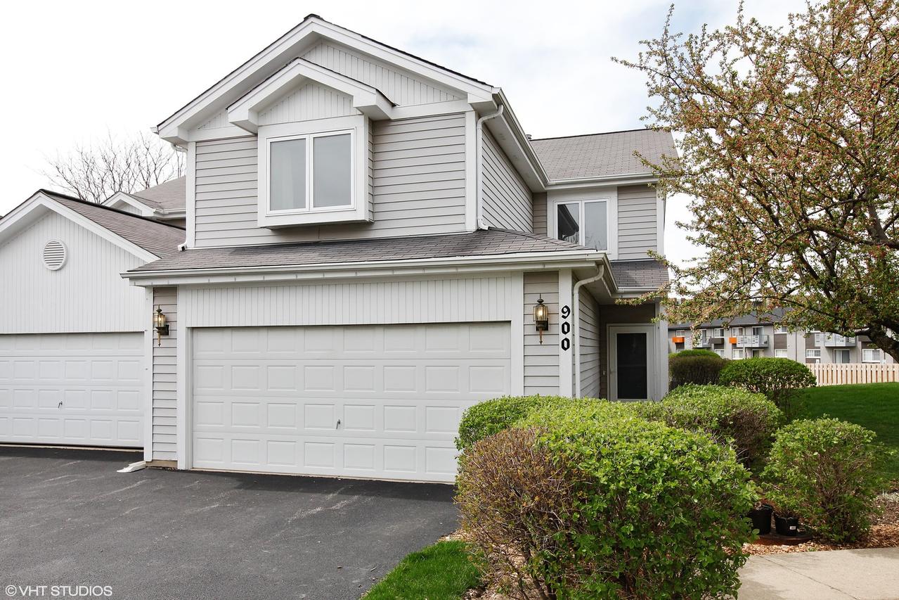 900 Ashley Ct., Westmont, IL 60559