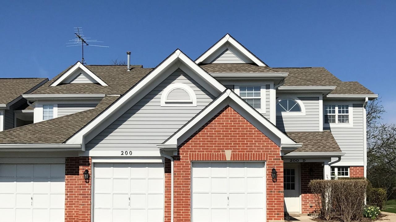 200 Chesterfield Ct. #C, Schaumburg, IL 60193