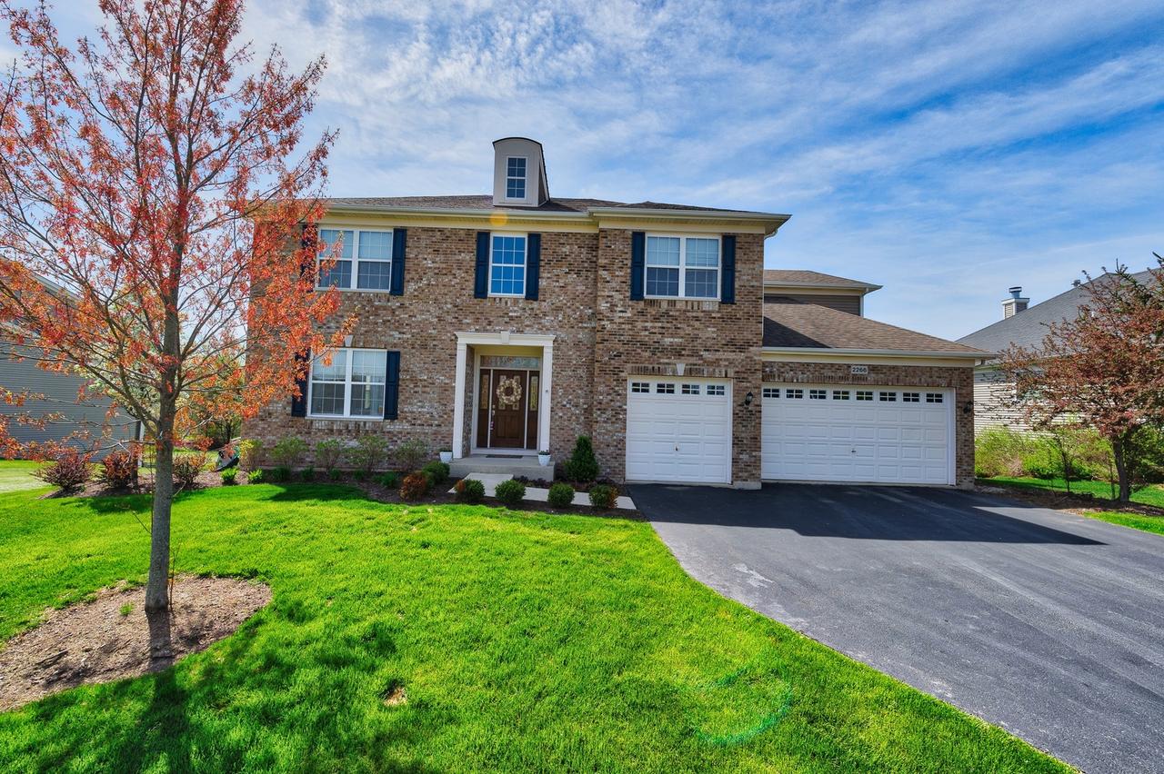 2266 Clearbrook Ct., Wauconda, IL 60084