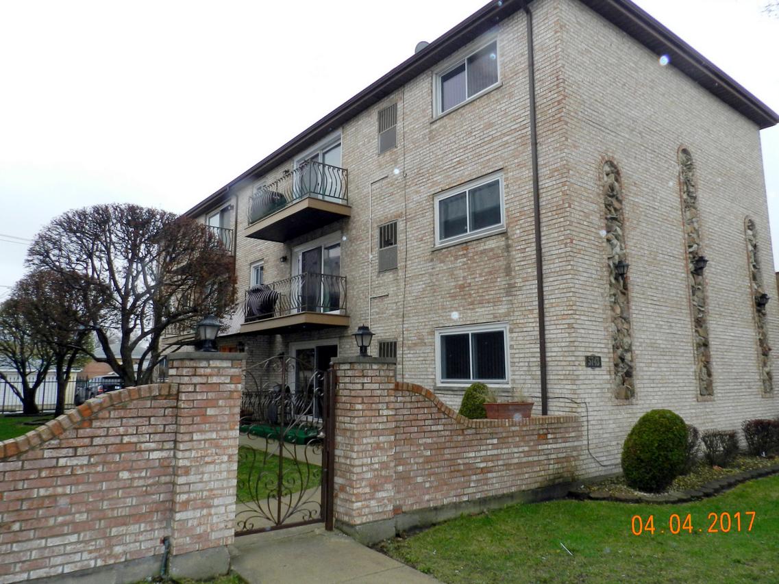 5743 W 63rd St. #1N, Chicago, IL 60638
