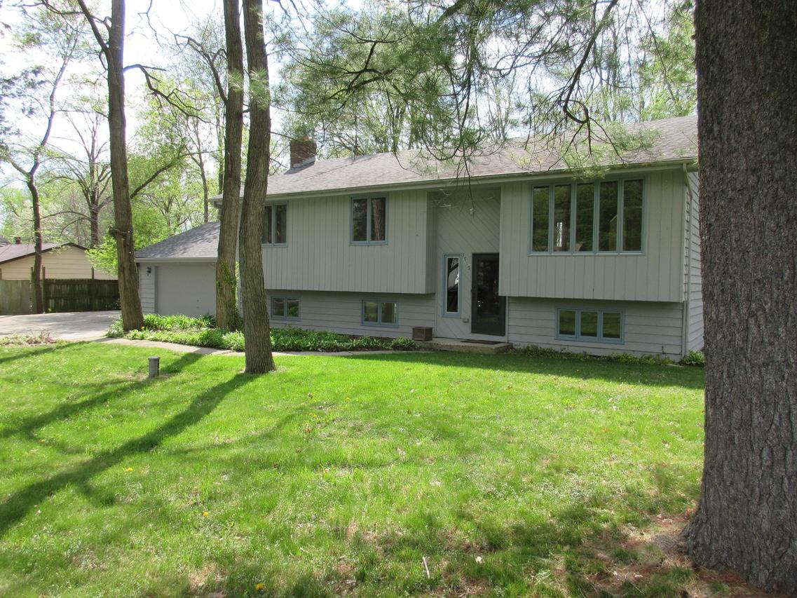 3915 Mccabe Ave., Crystal Lake, IL 60014