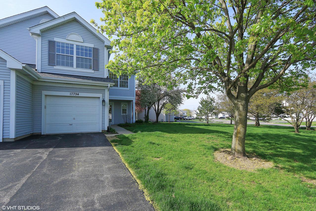 17794 W Salisbury Dr., Gurnee, IL 60031