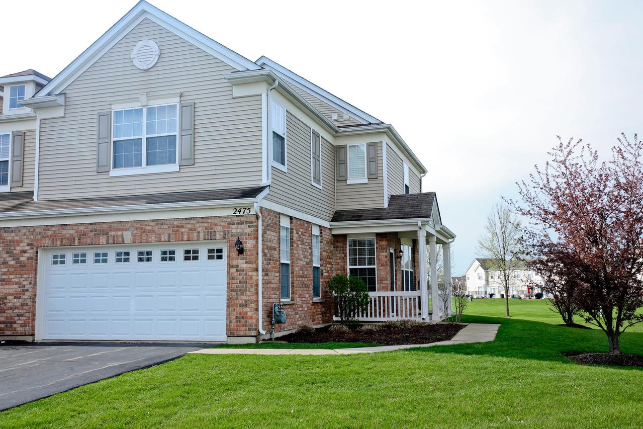 2475 Evergreen Cir., Mchenry, IL 60050