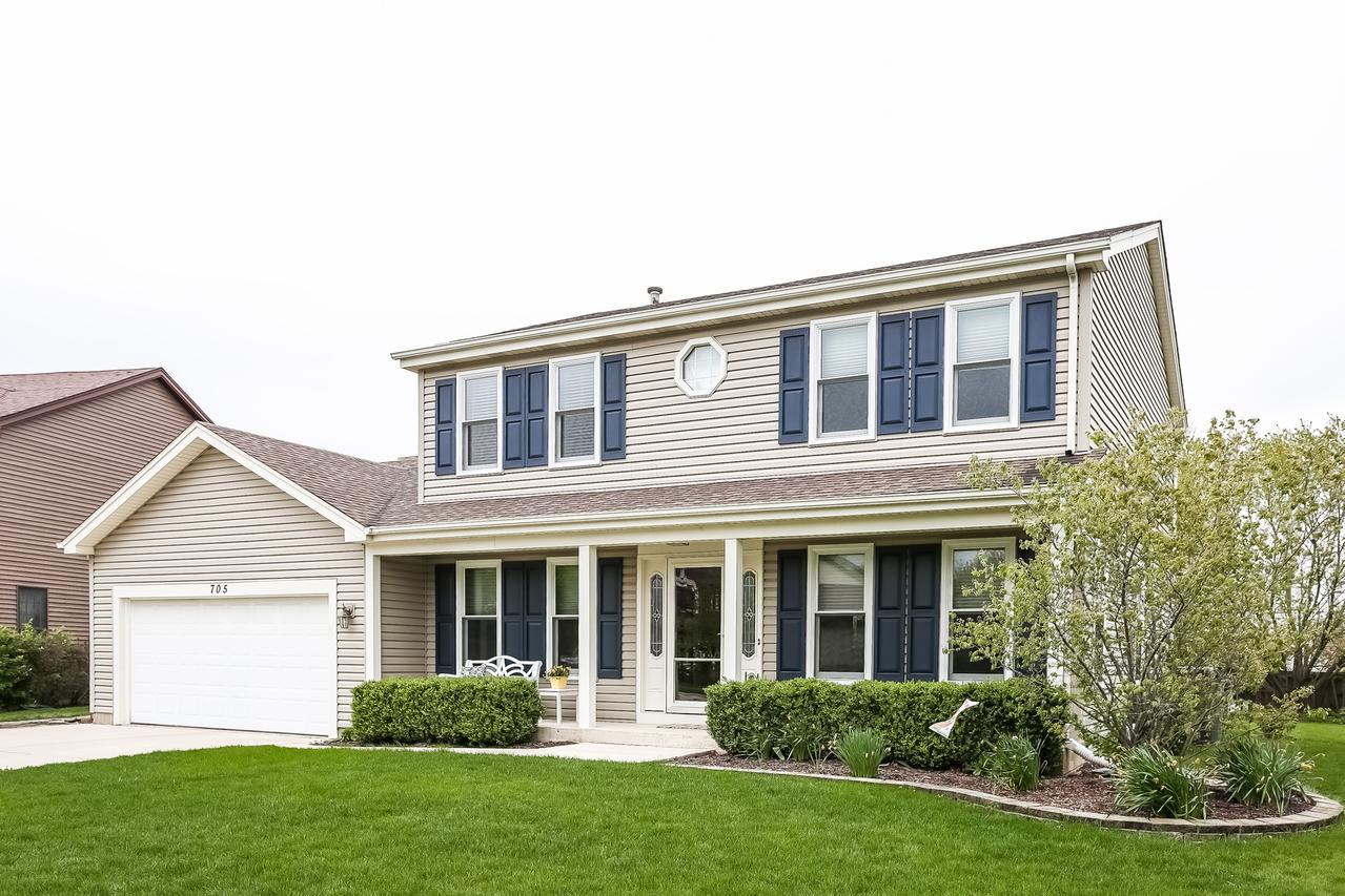 705 N Brookdale Dr., Schaumburg, IL 60194