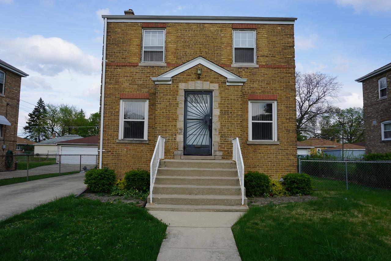 2239 S 19th Ave., Broadview, IL 60155