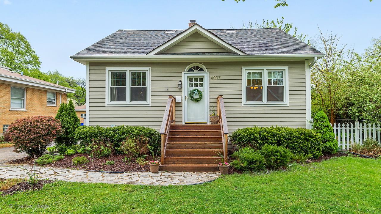 4907 Bryan Pl., Downers Grove, IL 60515