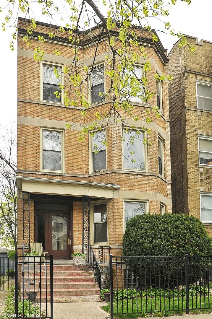 2829 N Spaulding Ave., Chicago, IL 60618
