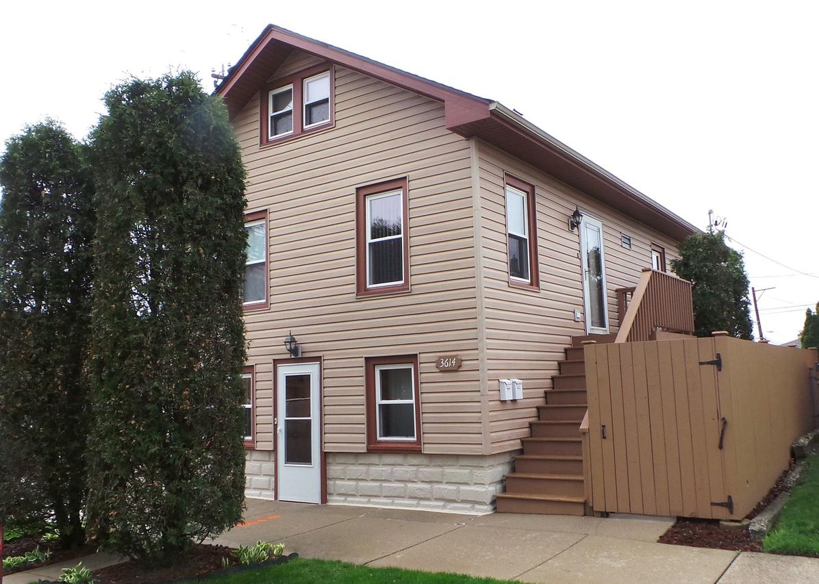 3614 N Oketo Ave., Chicago, IL 60634