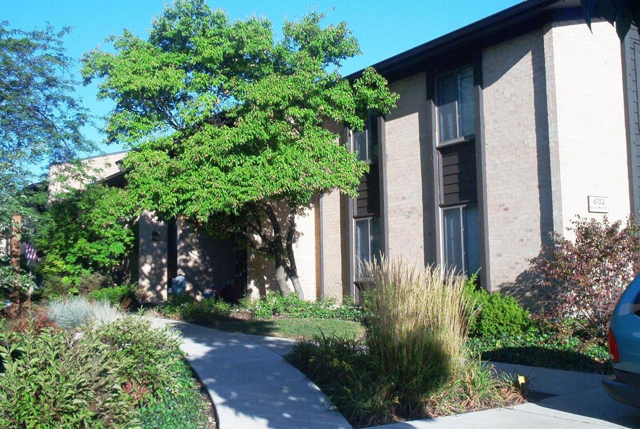 [Address Hidden by Seller], Willowbrook, IL 60527