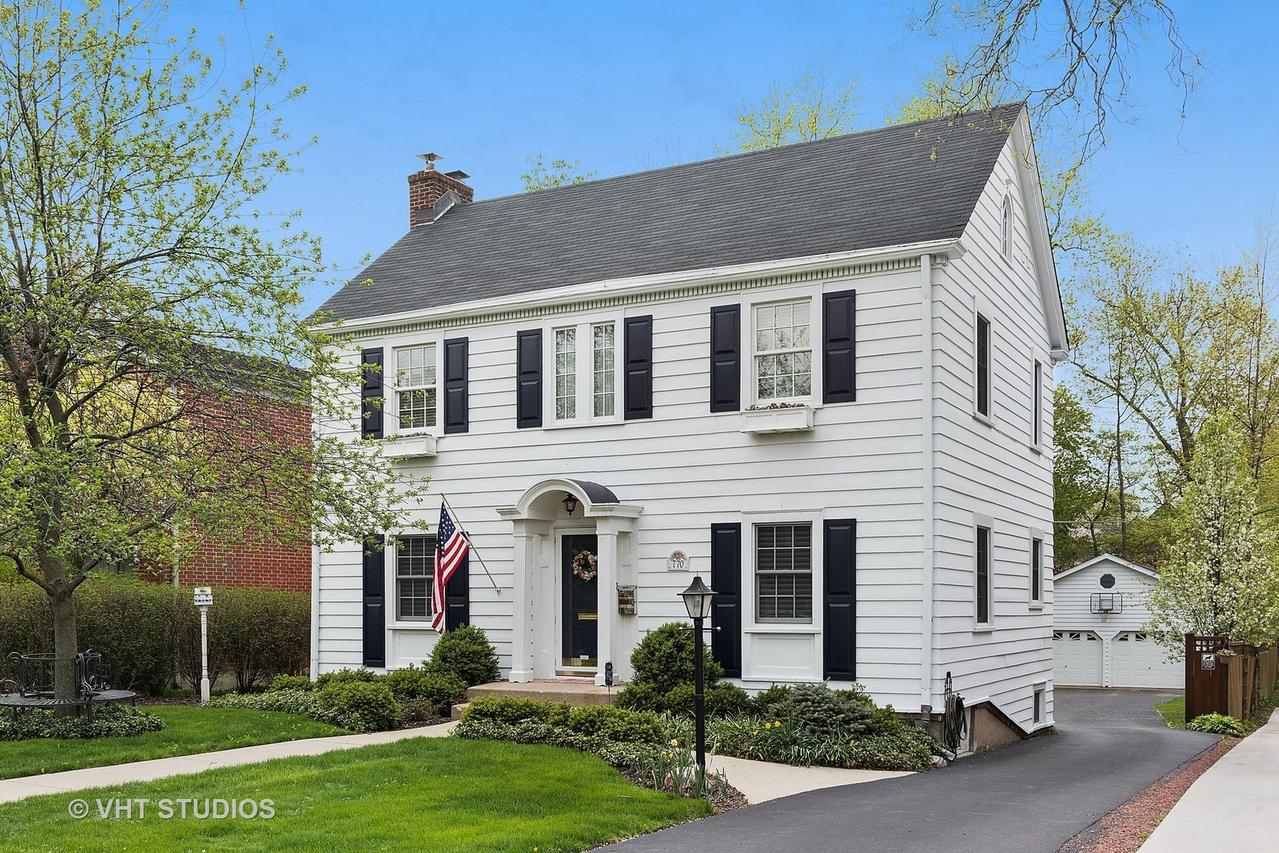 770 Vernon Ave., Glencoe, IL 60022