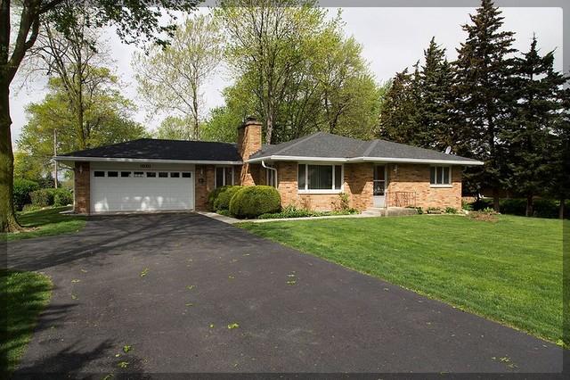 1001 Rosary Ln., Joliet, IL 60435