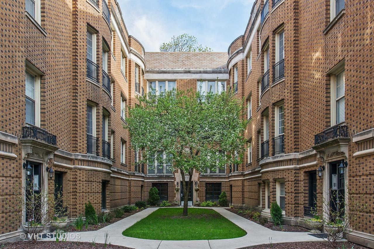 1522 W Fargo Ave. #2S, Chicago, IL 60626