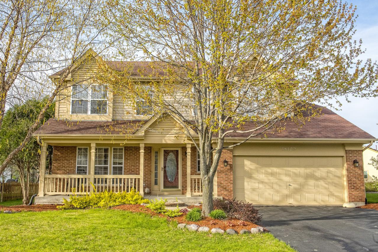 18129 Meander Dr., Grayslake, IL 60030