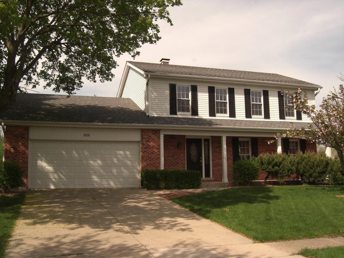 3252 Ailsworth Ct., Darien, IL 60561