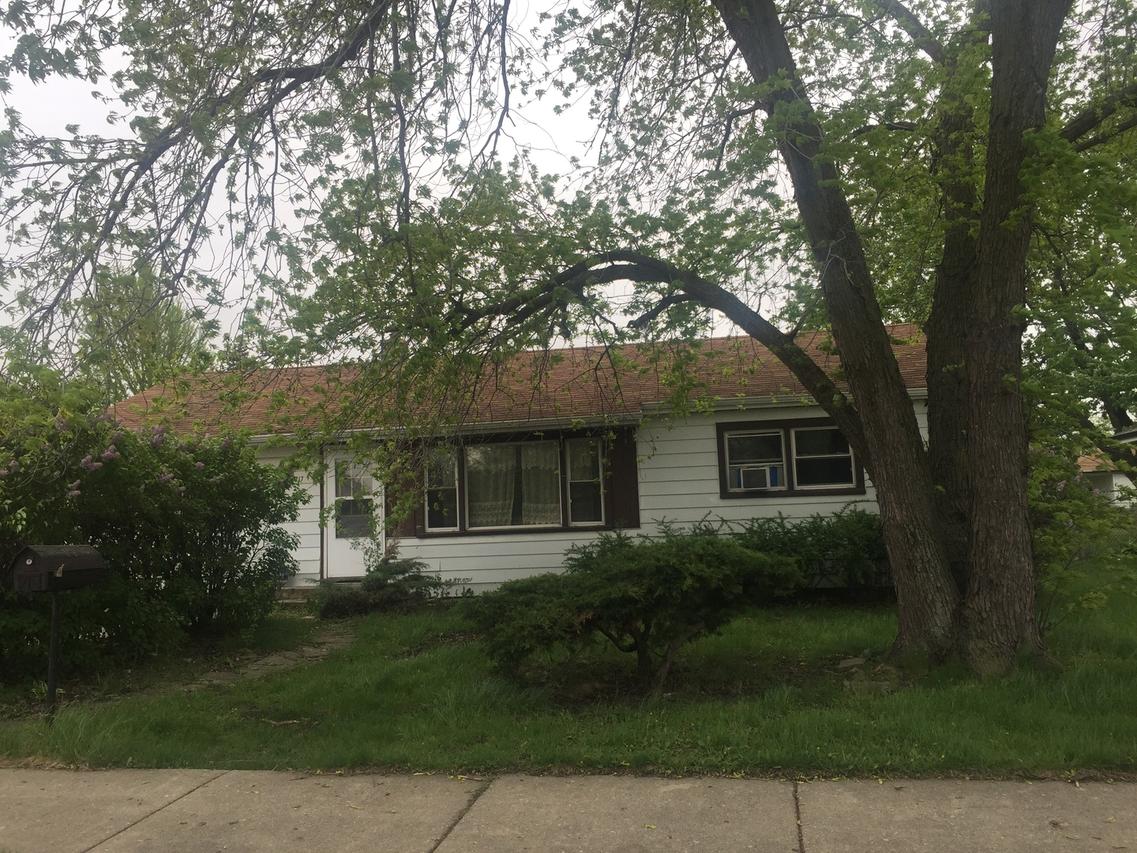 6717 W 87th St., Oak Lawn, IL 60453