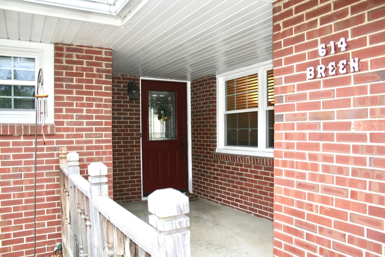614 Breen Dr., Champaign, IL 61820