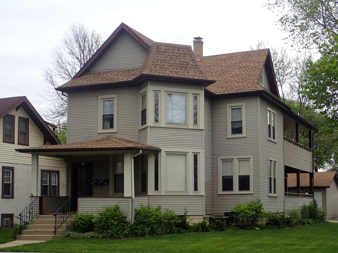 1496 E Algonquin Rd., Des Plaines, IL 60016