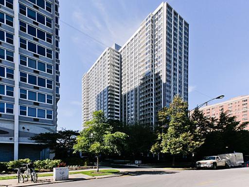 4250 N Marine Dr. #724, Chicago, IL 60613