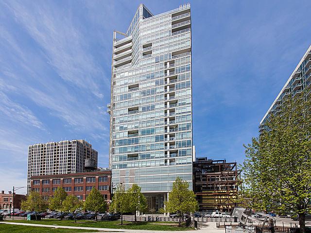 510 W Erie St. #1405, Chicago, IL 60610
