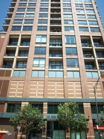 400 W Ontario St. #1206, Chicago, IL 60654